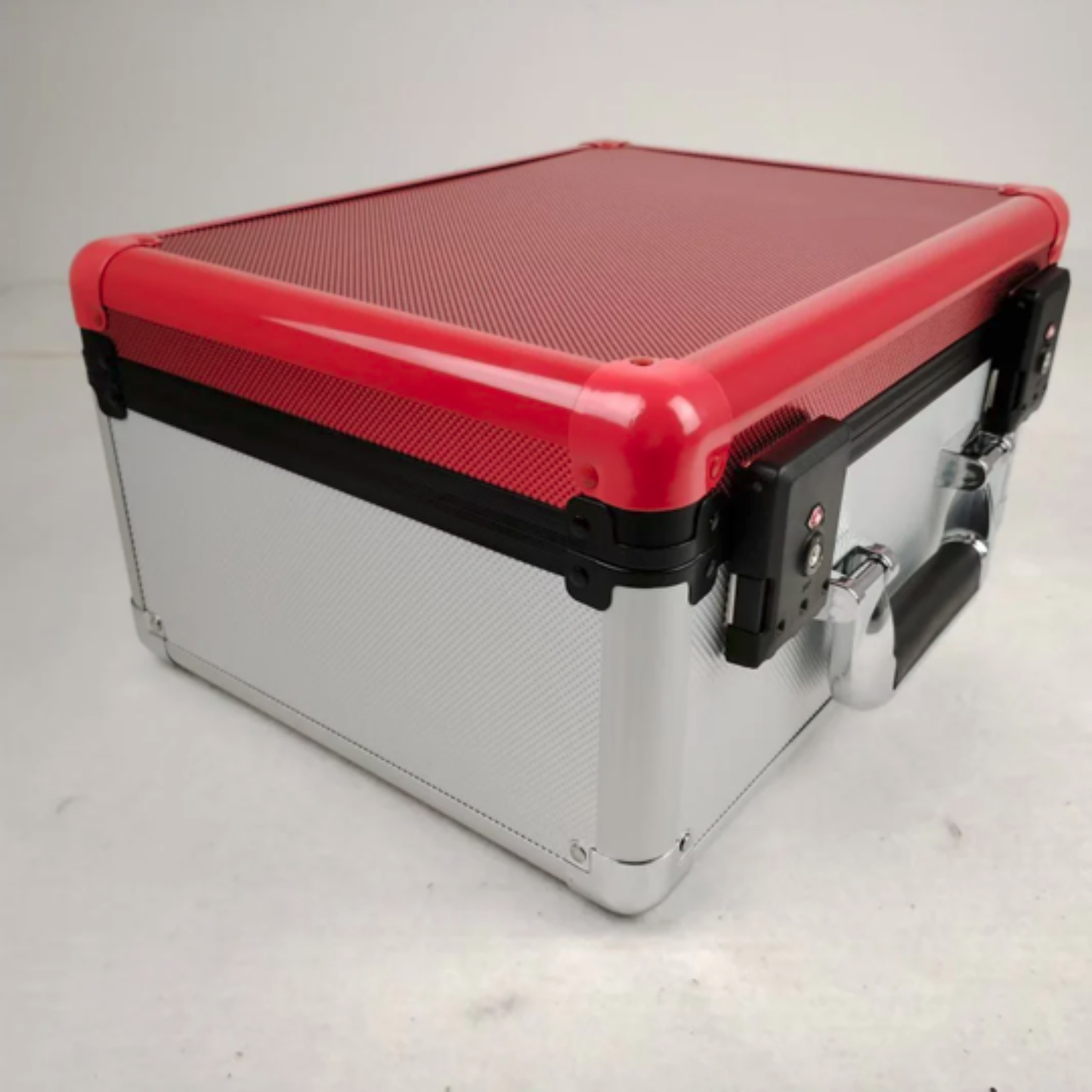 EVORETRO Red And Sliver Graded Card X Case 3 Rows TSA Lock